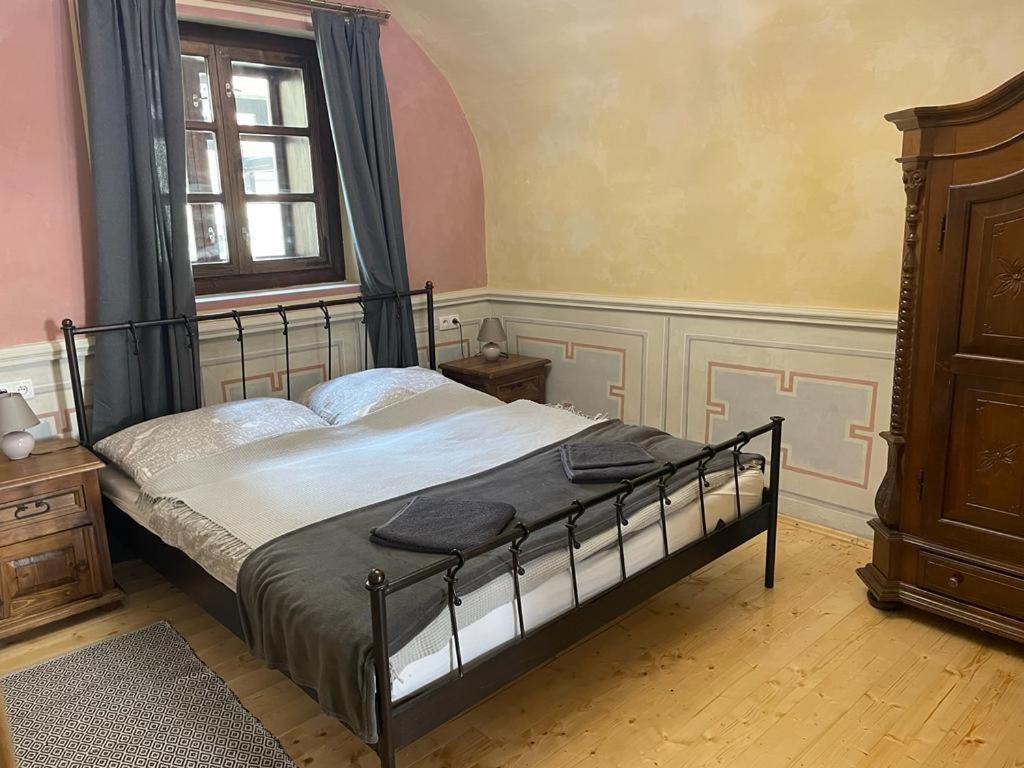 Apartman V Studni Na Streche บันสกา ชีอาว์นีซา ภายนอก รูปภาพ